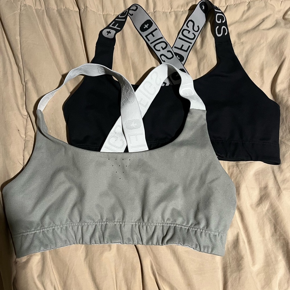 FIGS performance bras MEDIUM